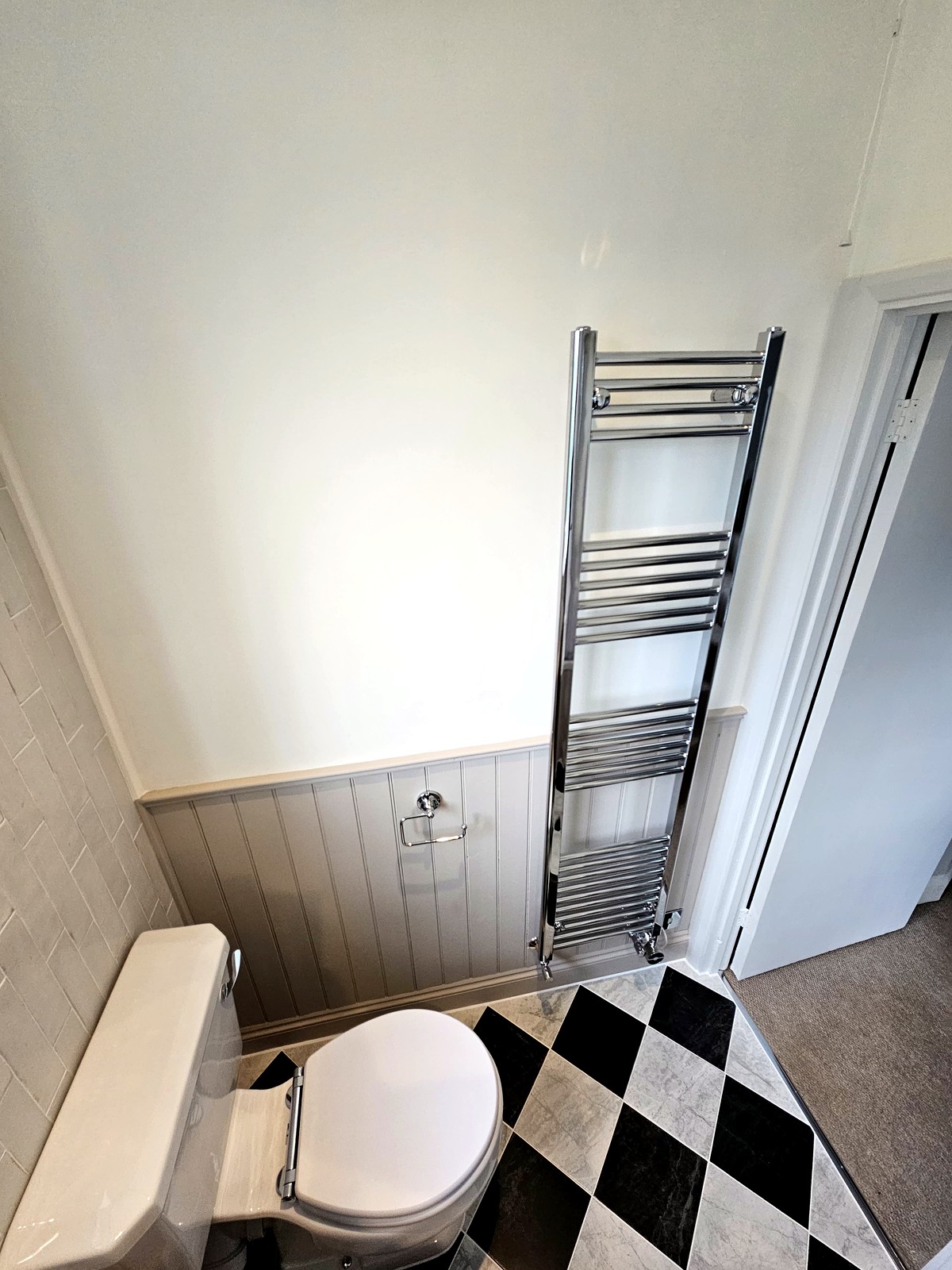 Bathrooms project by OddJobs